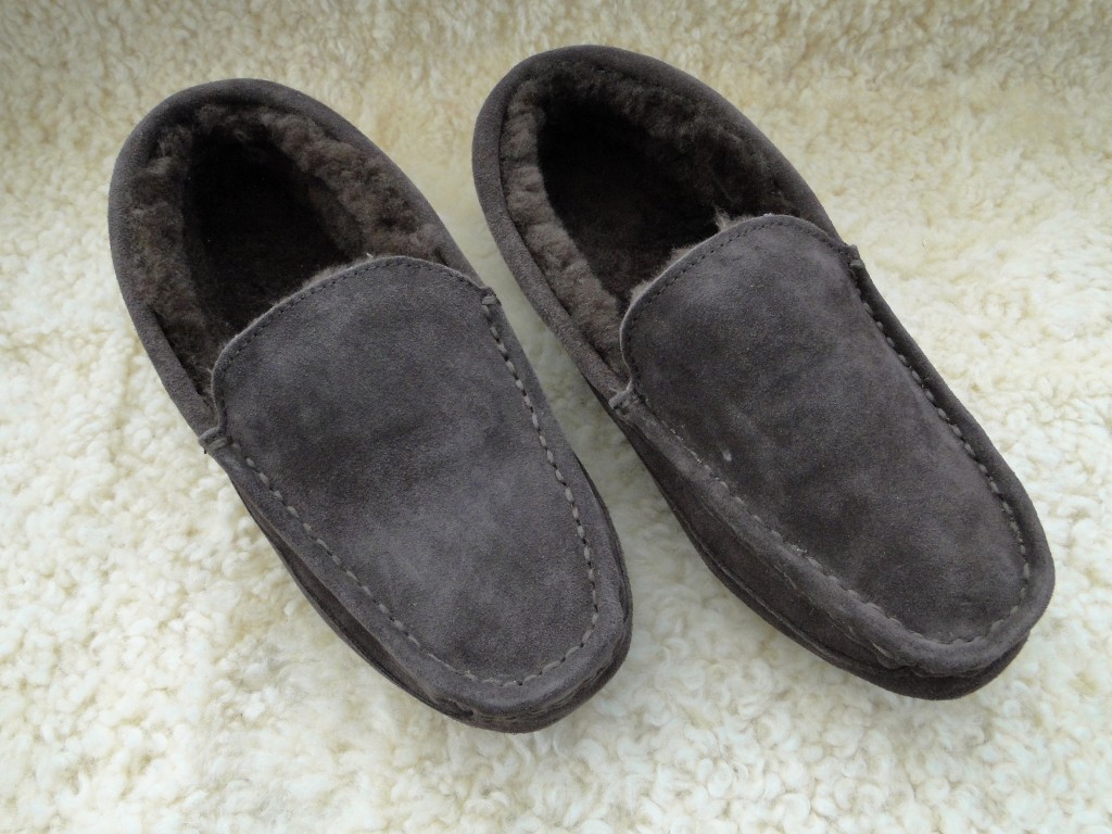 Men’s Canoe Style Sheepskin Mocassin Slippers – Jack – Draper of ...