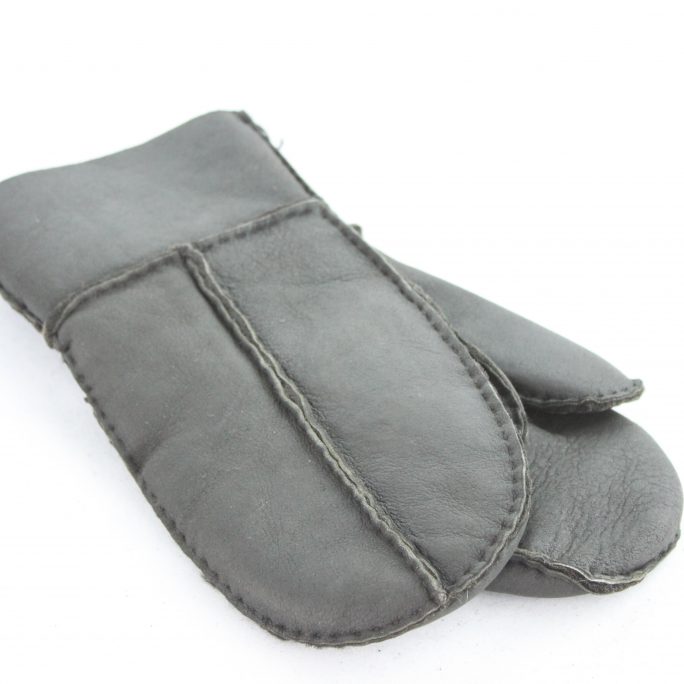 grey sheepskin gloves