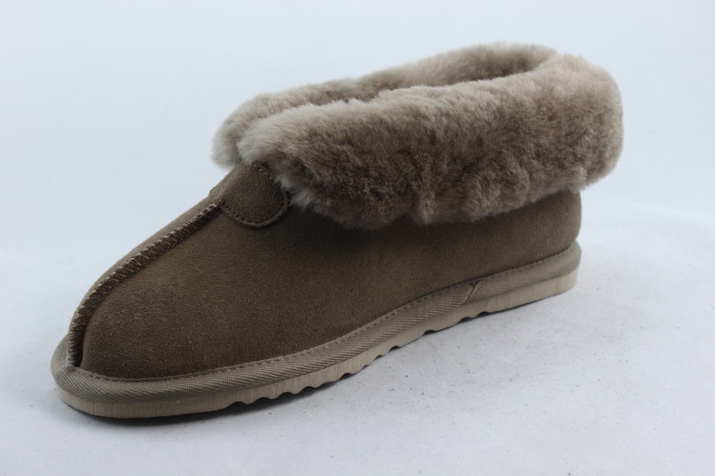 Ladies Sheepskin Slippers With Cuff Collar Plum Chestnut Mink Radford Leather Fashions 0680